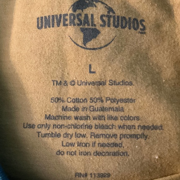 Unisex Universial Studio T-Shirt Beige/Mustard Green Collar and Sleeve Hem Sz L - Picture 7 of 7